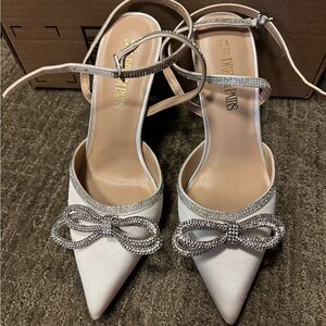 Dream Pairs Silver Bow Embellished Heels